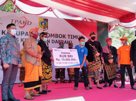 Pemerintah Kabupaten Lombok Timur Launching KUR untuk Peternak Sapi 